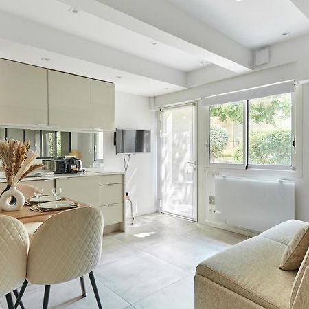 Residence Le Marais By Studio Prestige Parigi Esterno foto
