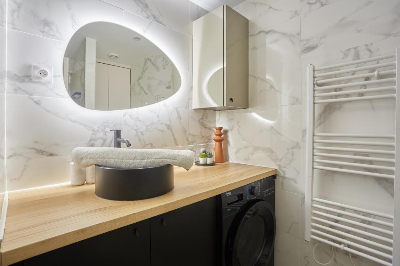 Residence Le Marais By Studio Prestige Parigi Esterno foto